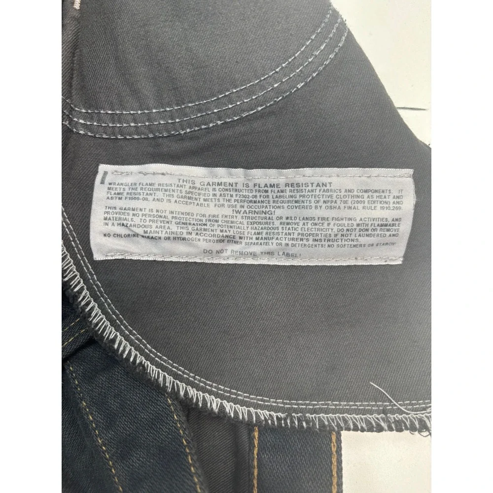 Wrangler FR Flame Resistant Slim Fit Denim Shorts Black Raw Hem 31 FR36MWB‎